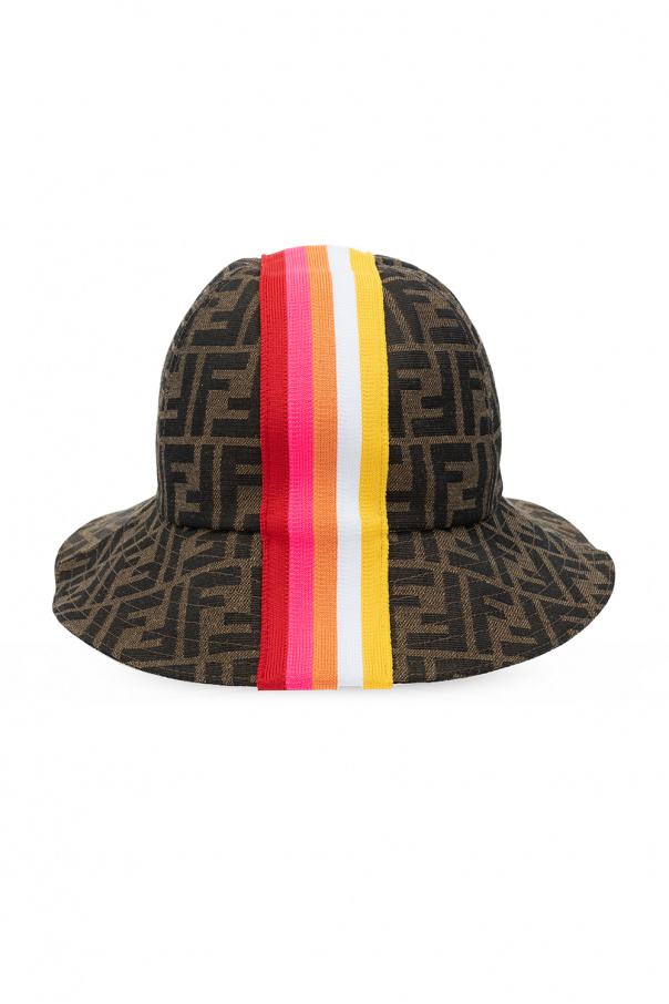 Fendi Kids Ein ähnlicher Farbton hat den